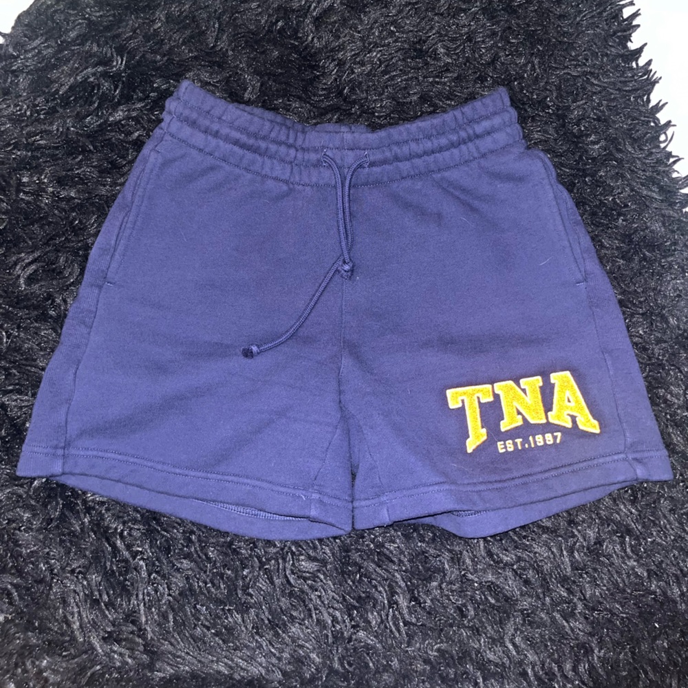 TNA Boyfriend Fit Shorts